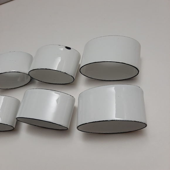 🍒 Enamel Set of 6 Metal Oval Napkin Rings White & Blue Shabby Chic Cottagecore - Picture 10 of 11